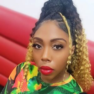 Meet your Posher, Lyne